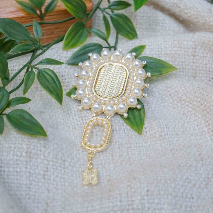 ✨LARIS✨-Restu Anggraini - Trijata Brooch - White Gold