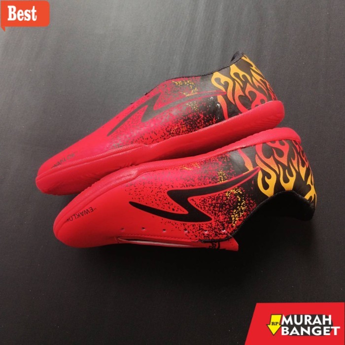 rekomendasi sepatu futsal Sepatu Futsal kids Specs Ewaklok terbaru - Orange, 33