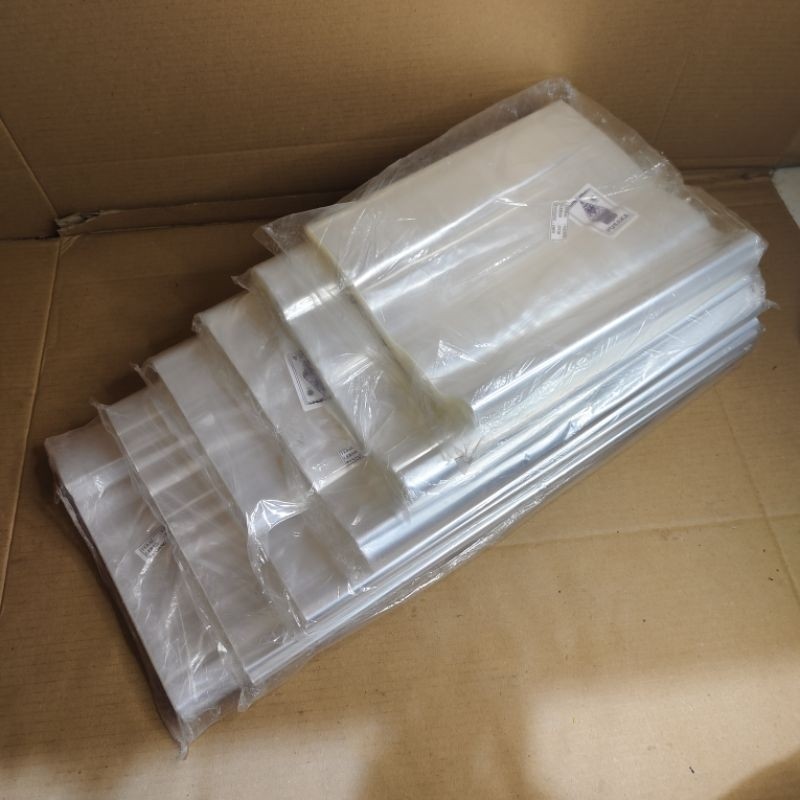 

Plastik Laundry, Plastik Roll PP Pusaka, Tebal 0.02mm, panjang 100m, lebar tersedia 6 ukuran (25cm-50cm)