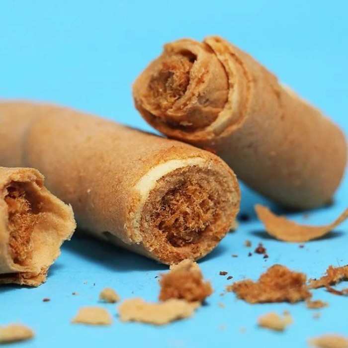 

HI WALK EGG ROLLS KHAS TAIWAN -PEANUT-BLACK SESAME- ABON BABI