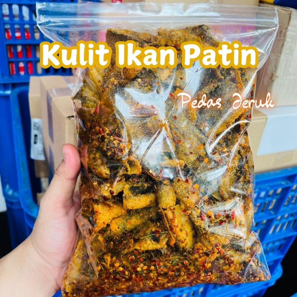 

Keripik Kulit Ikan Patin Original Dan Pedas Daun Jeruk 250 Gram