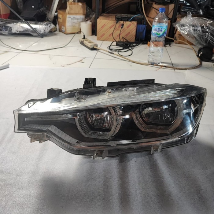 Head lamp Headlamp lampu depan Kiri Original BMW series 3 F30 LCI
