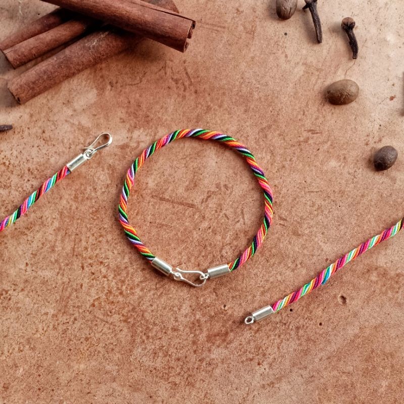 Gelang Sangadatu Cantel Perak / Gelang Perak / Gelang Khas Bali / Gelang Tali Tridatu / Gelang Perak