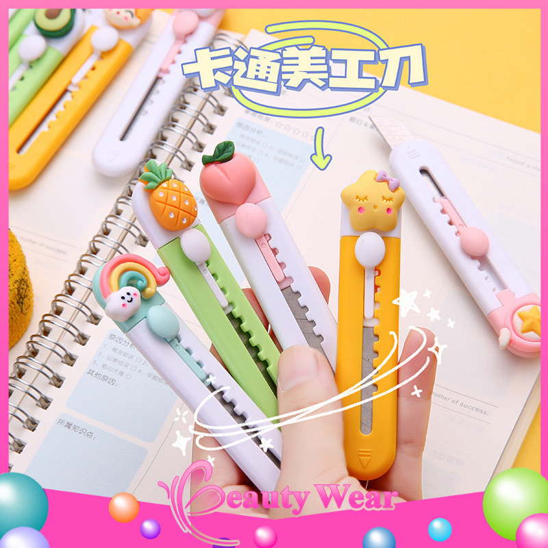 

Cutter Mini Karakter Cutter Mini Travelling Pisau Silet Lucu ℬ 882