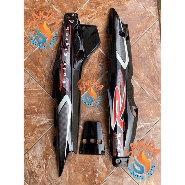 cover bodi body samping fizr f1zr box samping fizr f1zr hitam fullcluth tebal dan presisi