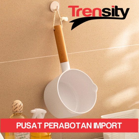 gayung air putih gagang Kayu/Home gayung mandi aesthetic/Gayung putih plastik/Gayung mandi aesthetic