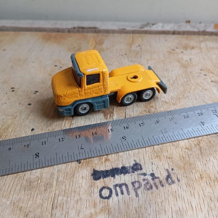 EO99 diecast siku kepala truck bekas