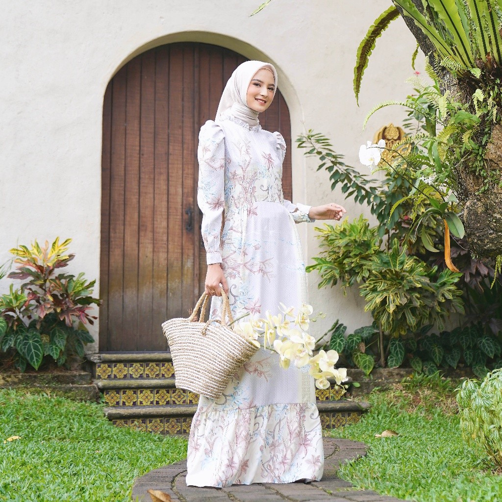 Le Jardin Dress Elegan Bunga Monogram Dior Miracle