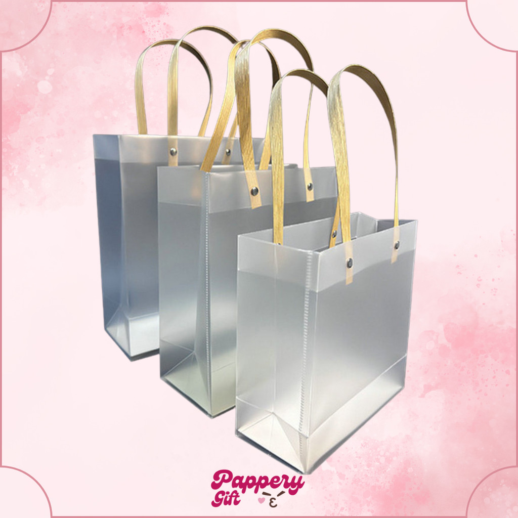 

Tas Mika PP Doff Polos Transparan / Goodie Bag / Tas Hampers / Tas Souvenir Doff Polos - SE0610