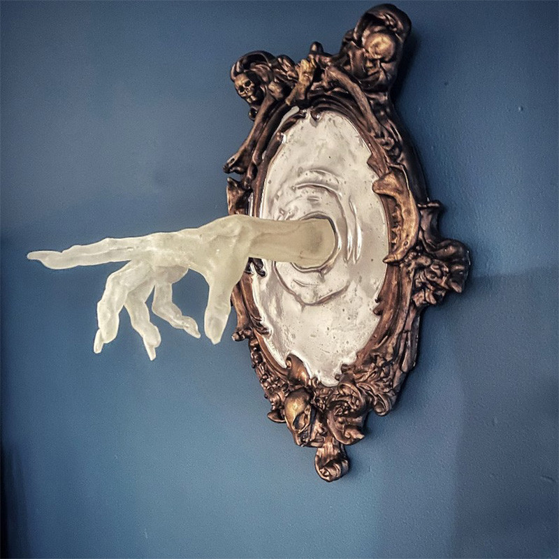 

Halloween Ghost in The Mirror Wall Sculpture Horror Devil's Hand Luminous Resin Crafts Statue Creative Home Photo Frame