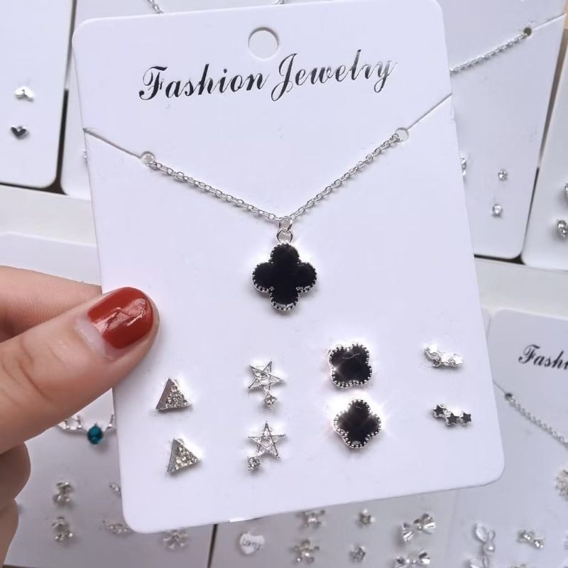 KALUNG SET KHUSUS CLOVER _M HITAM KALUNG SET +ANTING FASHION ~AKSESORIS WANITA KOREA