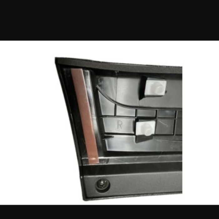 Garnish Moulding Protector Door Depan Kanan Bawah CRV Gen 2 2007-2012