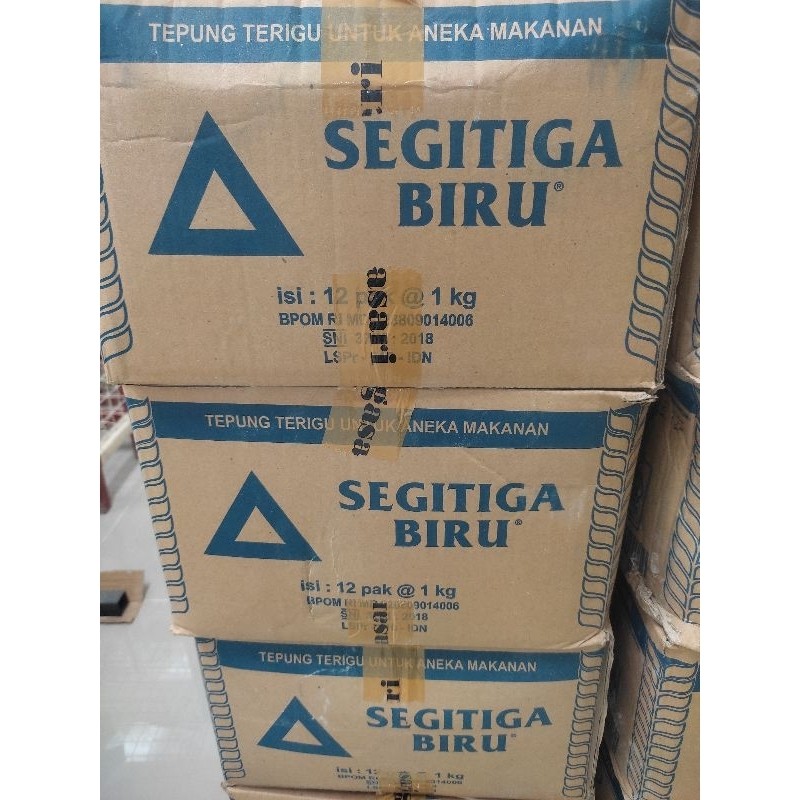 

Tepung terigu segitiga biru eco 1 kg