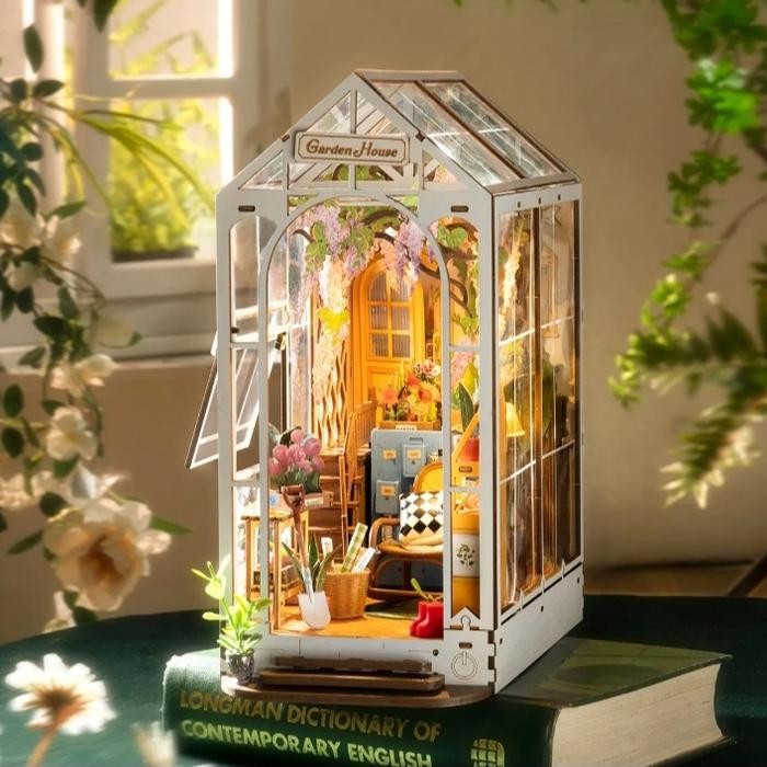 Rolife Garden House BookNook - Robotime Book Nook TGB06 Bookend