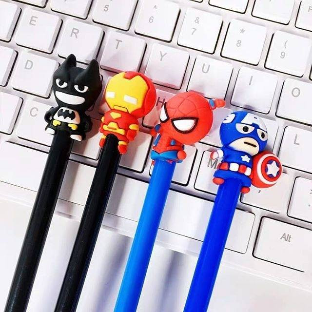 

(1pcs) Pulpen Super Hero-Batman Kapten Amerika/Captain America Ironman Spiderman Bolpen Pen Pulpen