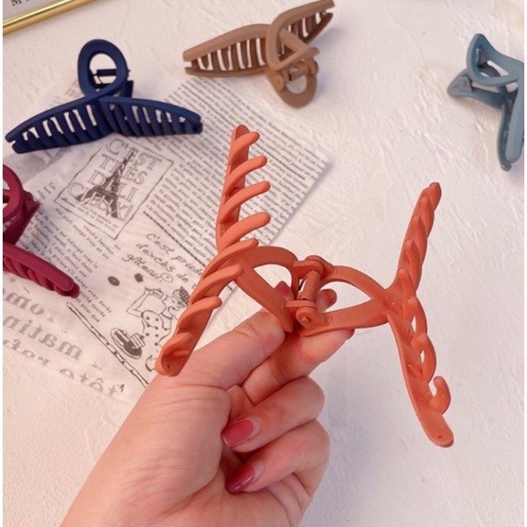 Jedai Rambut Ori Jepit Rambut Korea Besar Praktis Aksesoris Fashion / Jepit Rambut Besar Polos / jep