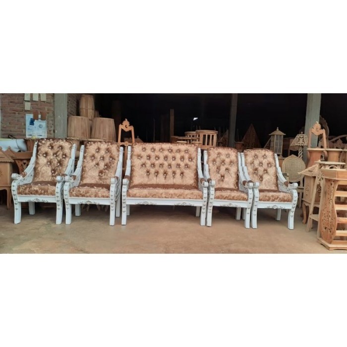 Kursi Set Pelaminan Model Raffi Ahmad Kain Bludru Kursi Pelaminan