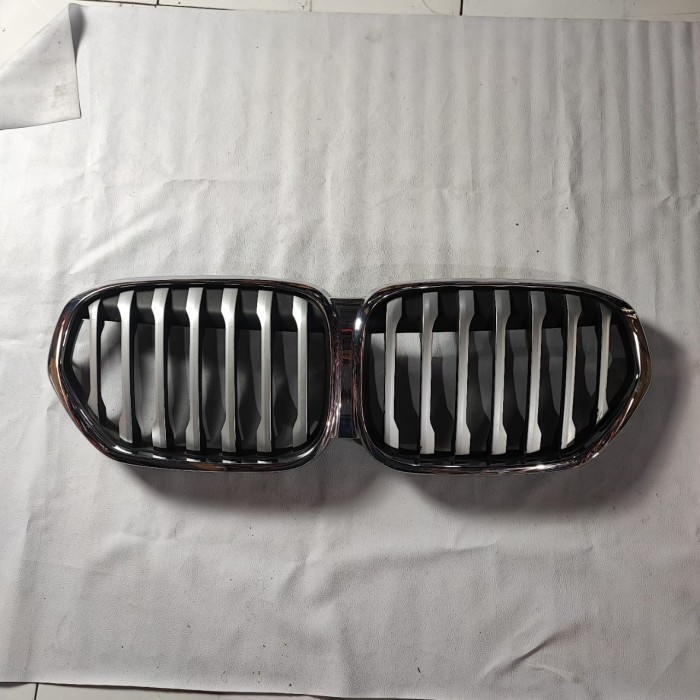 Grill grille Original Radiator depan BMW X1 F48