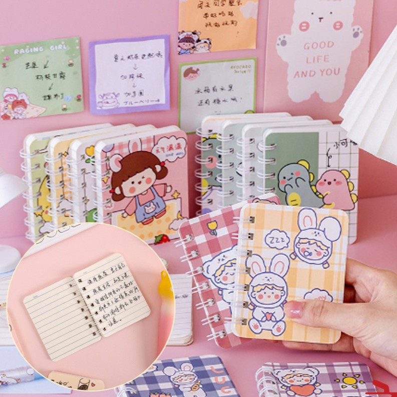 

Buku Tulis Catatan Mini Ring Kecil Notebook Motif Kartun Lucu Binder 8 x 10 cm