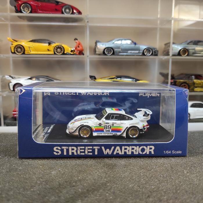 STREET WEAPON 1/64 PORSCHE RWB 993 White Apple Liver