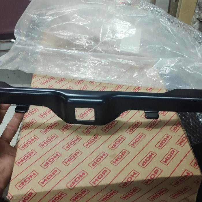 

Bracket aki Hino 500 - plat bracket atas Asli