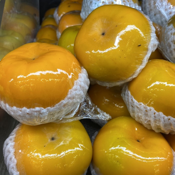 

Buah persimon import super yellow | Buah persimon manis fresh 1 kg