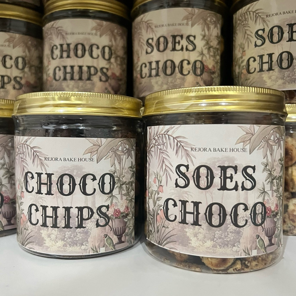 

Cookies Lebaran - Soes Choco Melted - Choco Chips Less Sweet 600 ml