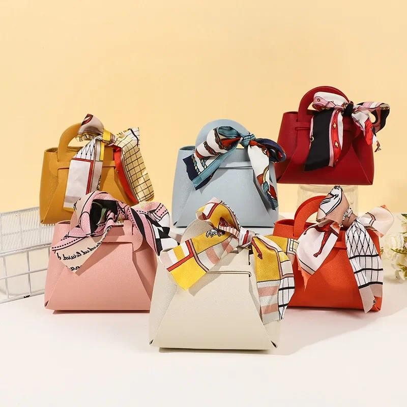 

10PCS Distribute Leather Pink Gift Bags Wedding Favour Bag for Guest Mini Handbag with Ribbon Candy Packaging Box Party Decor