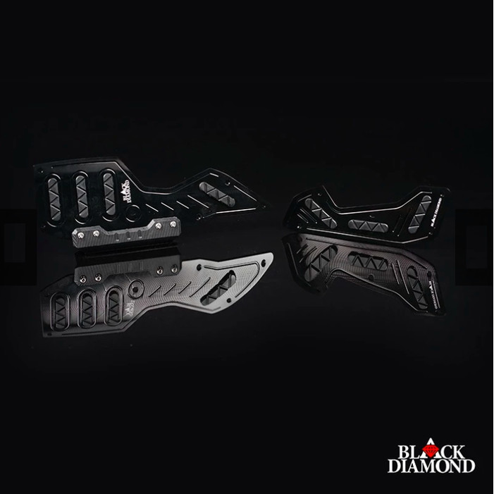 Black Diamond - Bordes Footrest Karpet NMAX New 2020/2021 - Hitam