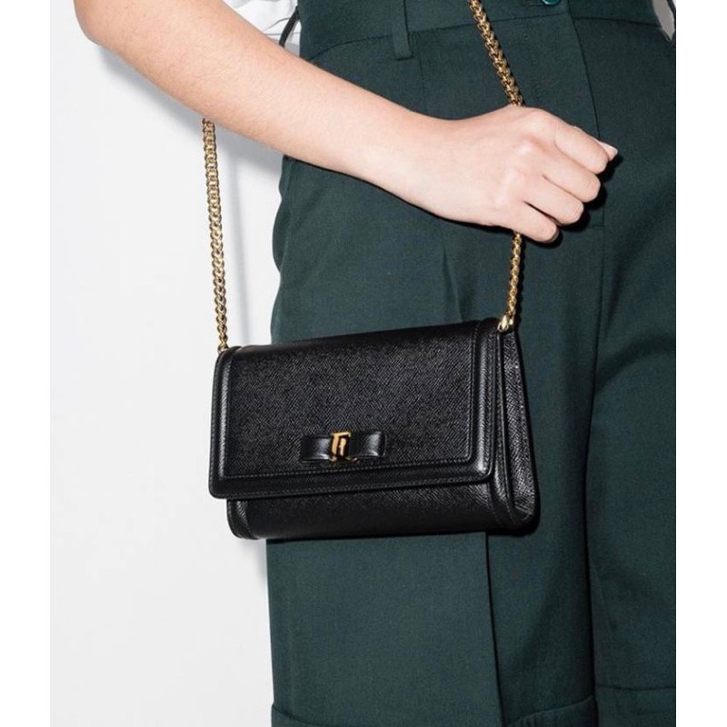 [Pre order] Salvatore Ferragamo mini flap bag