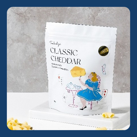 

Classic Cheddar Cheese Bites 65g - healthy snack by Sodachips (no MSG)