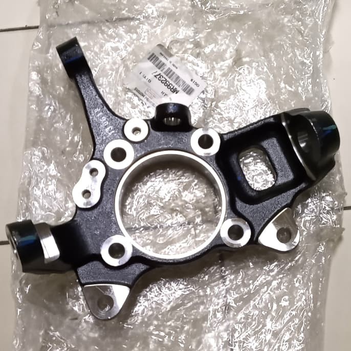 Knuckle as roda pajero sport strada triton 2008-2015 - kanan PART BARU