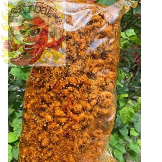 

SambaL Galery USUS AYAM CRISPY HALAL 250gr DAUN JERUK BANYAK RASA KERIPIK USUS / Kripik usus pedas daun jeruk 250 GR TERLARIS