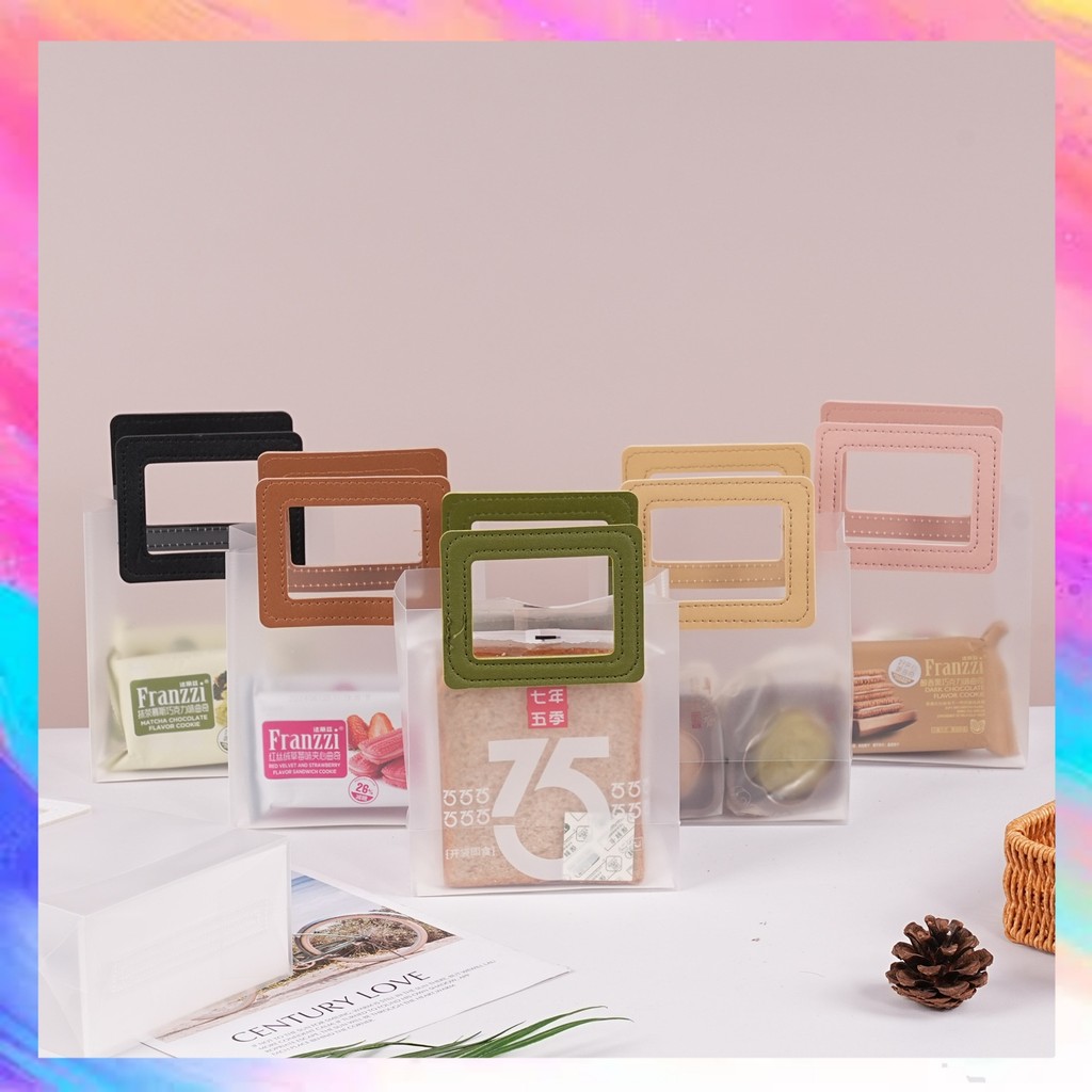 

Tas Mika Transparan / Goodiebag Transparan / Tas Mika Doff / Goodiebag Hampers Transparan - GF0609