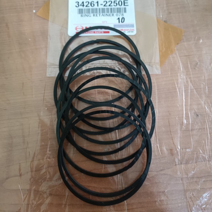 Ring Retainer Hino Lohan 500 34261-2250E berkualitas