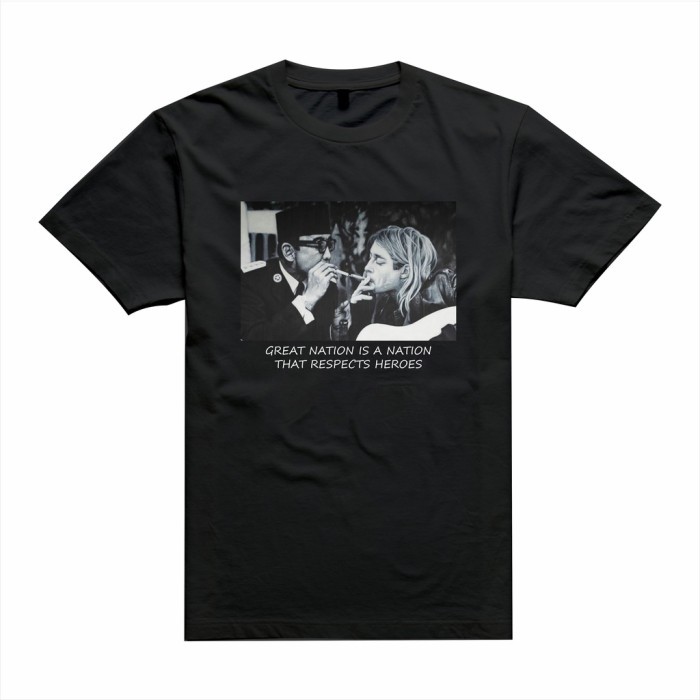 KAOS LENGAN PENDEK KURT COBAIN SOEKARNO KAOS BAND ORIGINAL DISTRO - Hitam, 1.2 Tahun