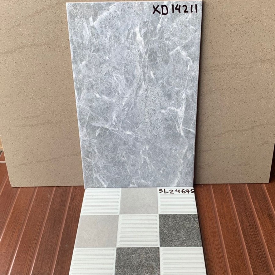 WOW KERAMIK KAMAR MANDI 25X40 KERAMIK DINDING DAPUR LANTAI WC 25X25