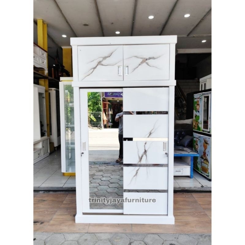 Lemari Pakaian 2 Pintu Tingkat Bahan Multiplek/Candra Furniture