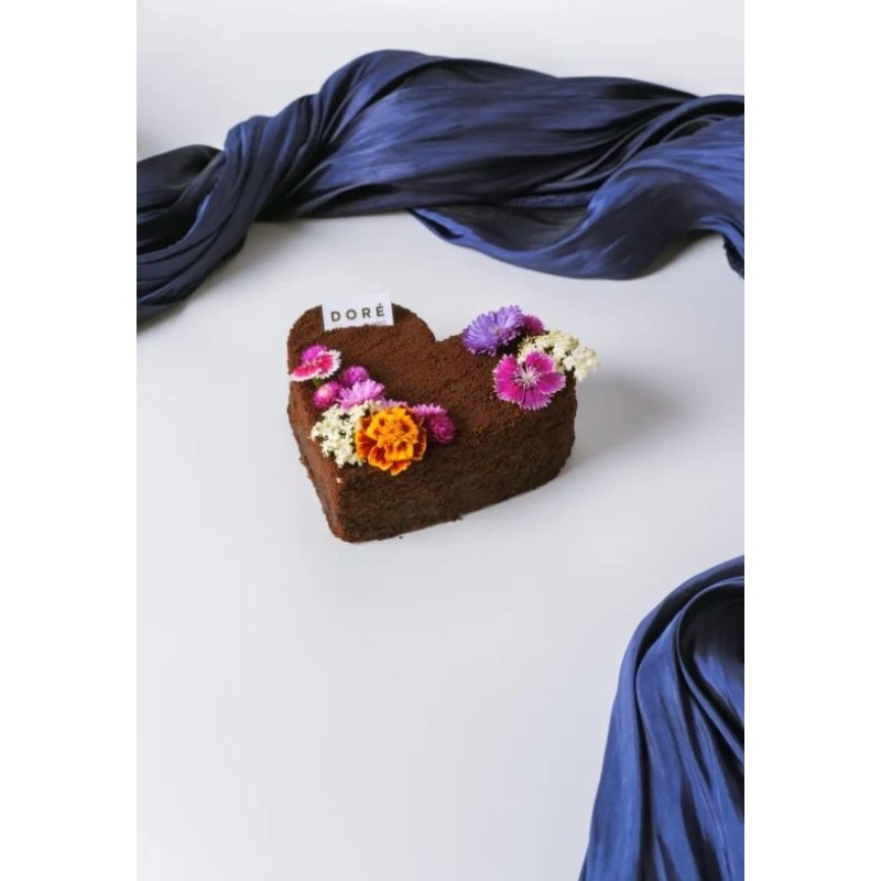 

Chocolat Fromage Heart (Valentine Hampers)