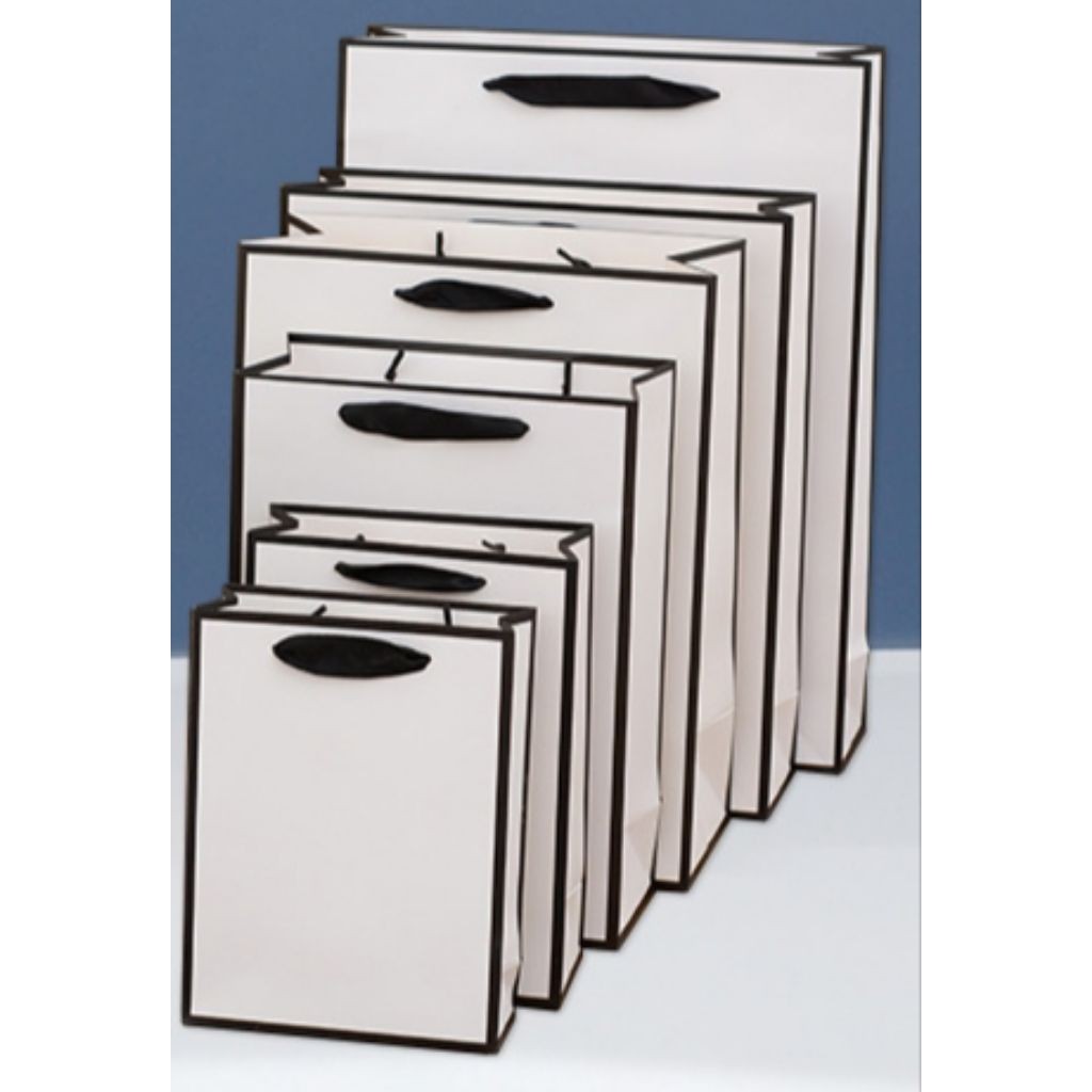 

Paper Bag Gift Ribbon Handle / Tas Kertas Kado Pegangan Pita Portrait Vertikal Berdiri Goodie Bag Kado Hadiah Hampers Tebal Jumbo Besar Anti Sobek Tahan Air