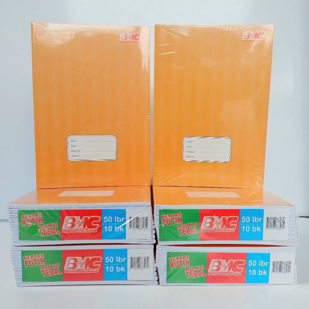 

BH01 BMC Campus 50 Lembar Motif Sampul Kraft Boxy Panjang Buku Tulis ( 1Pak/10Buku )