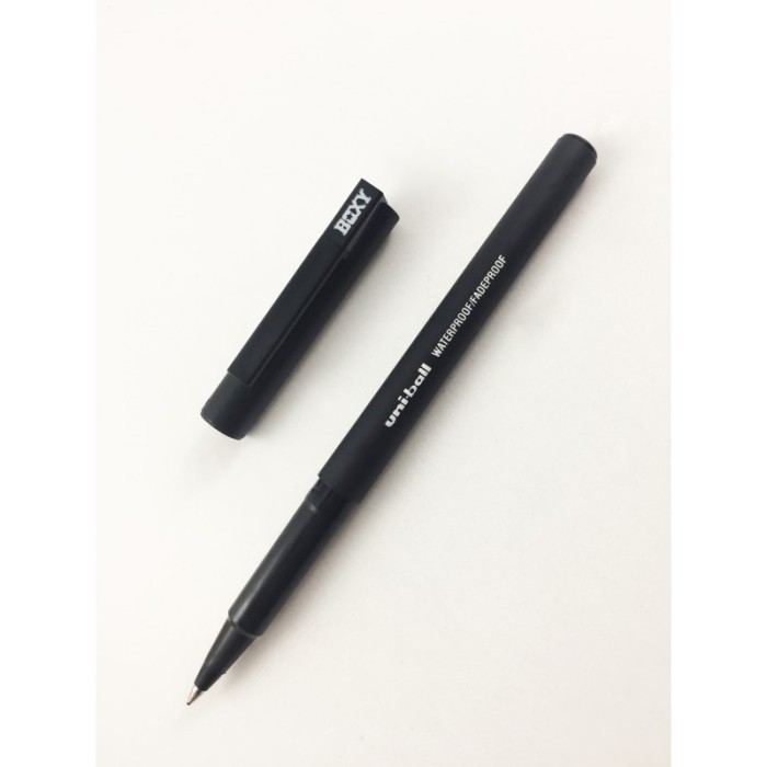 

Uniball Boxy Waterproof-Fadeproof Pen Black UB-105 - Black