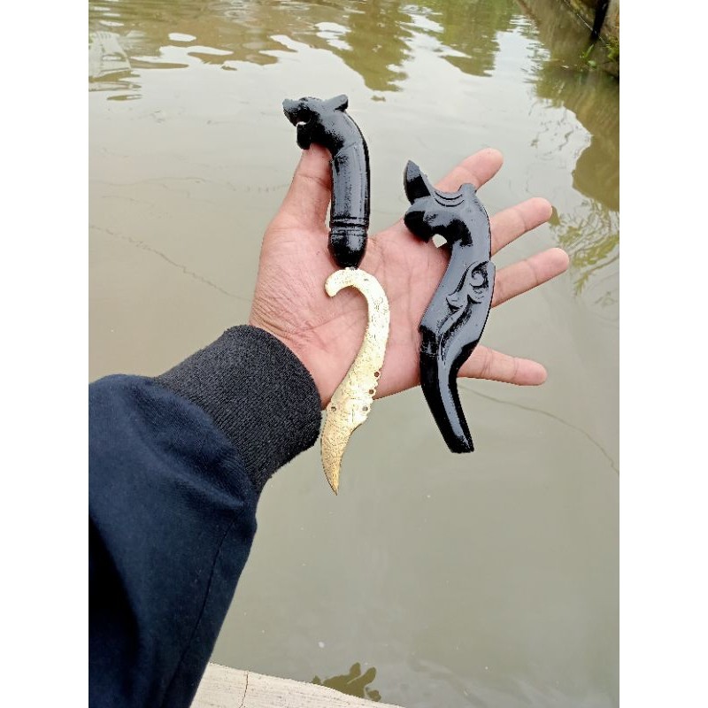 Kujang Kuningan Asli Rajah Warongko Hitam Coklat