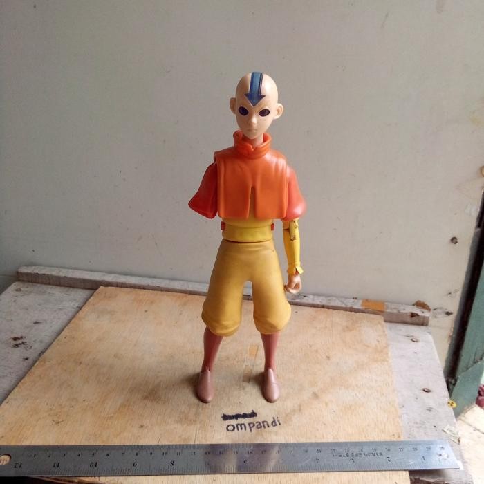 EO99 figure action kartun Avatar minus