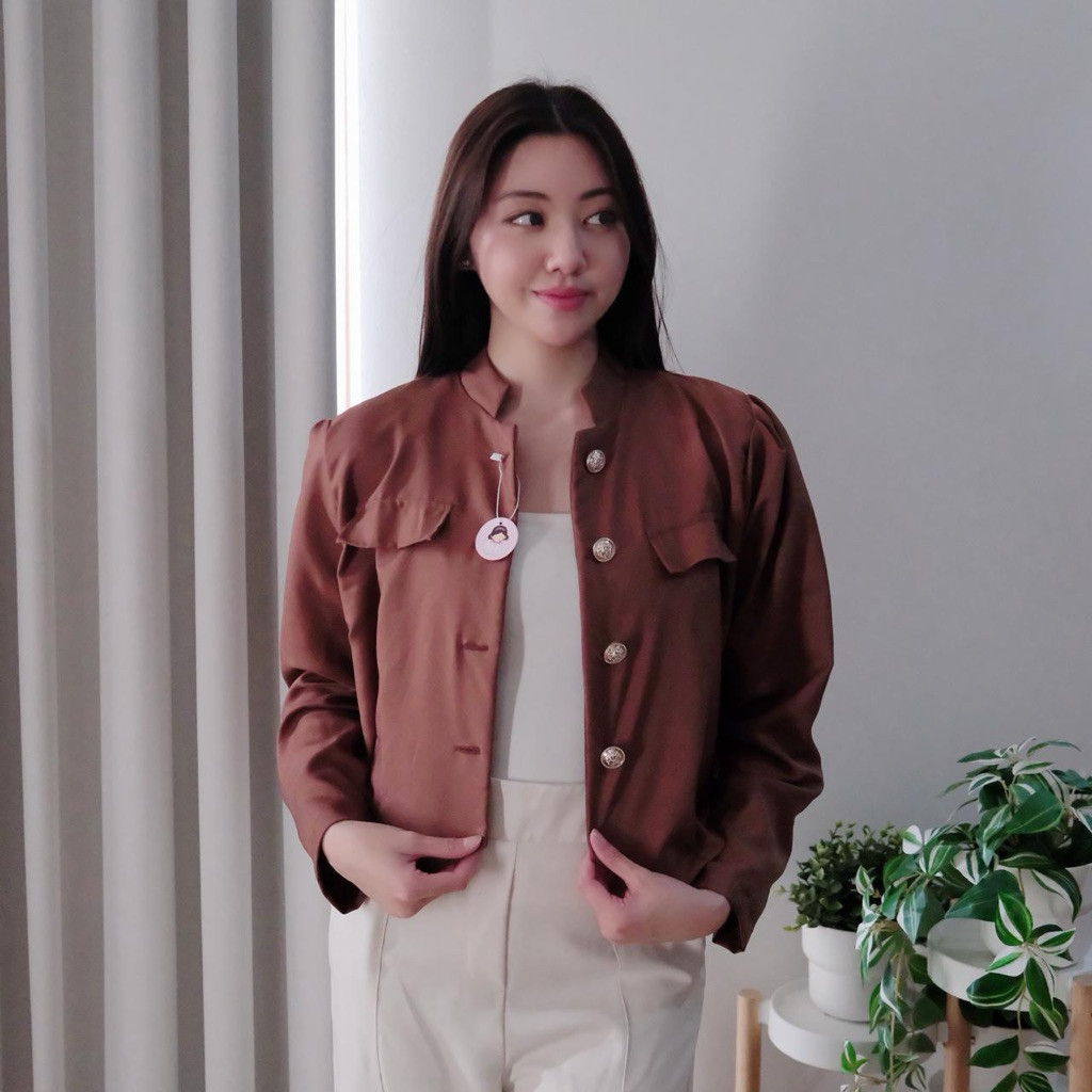 GTW - RFS ATASAN WANITA BLAZER POLOS LENGAN PANJANG /  ELLIE BLAZER CROP / BLAZER CROP WANITA / OUTE