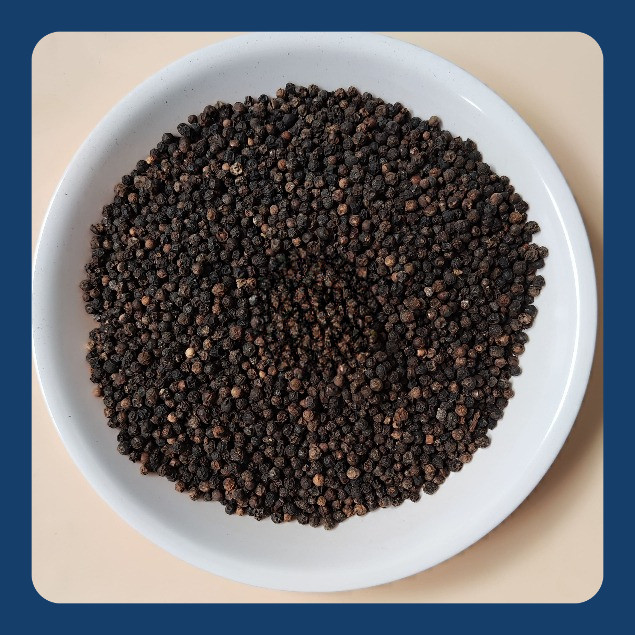 

Biji lada hitam 1 Kg