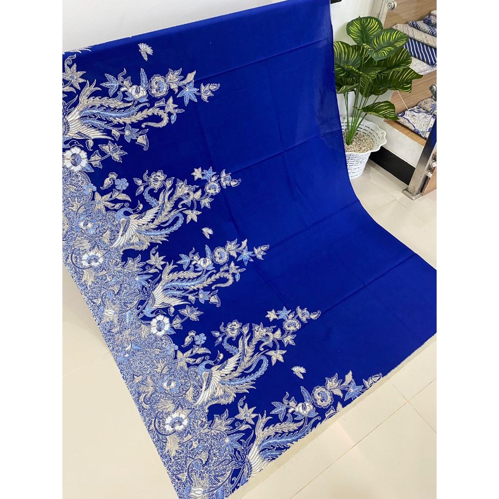 Kain Jarik Batik SOLO (lawasan) motif gunungan burung warna biru