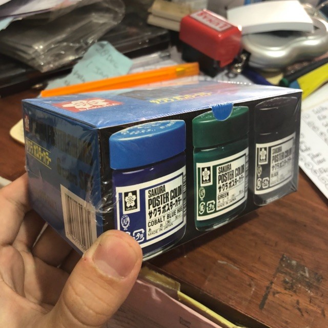 

Cat poster sakura 30 ml set isi 6 warna dasar