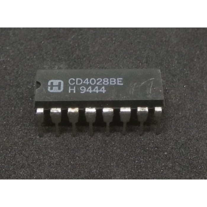 GS99 IC CD4028BE CD4028 BE BCD-To-Decimal Decoder