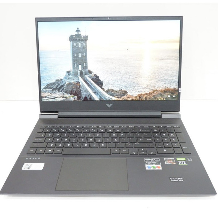 Laptop Hp Gaming Victus 16-d0109TX, Intel i7-11800H, Ram 16Gb / Doble penyimpanan SSD 512Gb + SSD 50